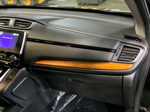 Used 2017 Honda CR-V Touring image 18