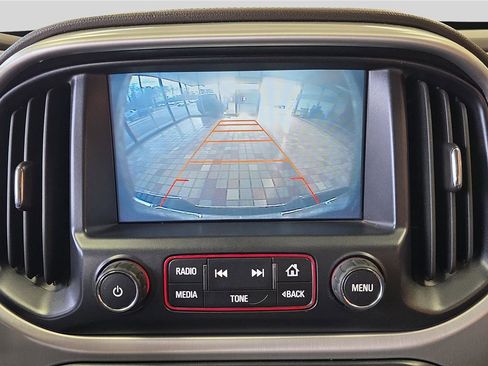 Used 2016 GMC Canyon SLE w/ SLE Convenience Package image 19