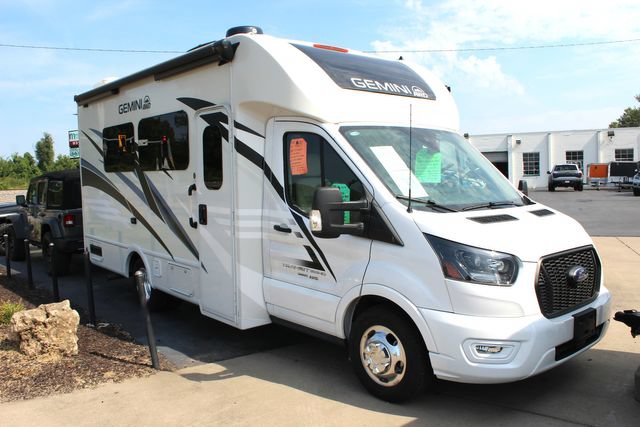 Used 2023 Ford Transit 350 Low Roof DRW AWD image 7