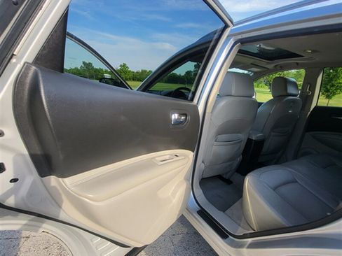 Used 2013 Nissan Rogue SL AWD/4WD image 25
