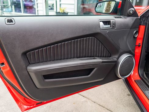 Used 2012 Ford Mustang Shelby GT500 w/ SVT Performance Pkg image 12