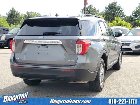 Certified 2024 Ford Explorer XLT AWD/4WD image 4