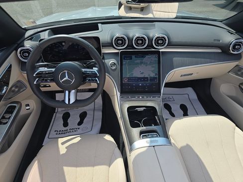 Used 2026 Mercedes-Benz CLE 450 4MATIC Cabriolet image 3