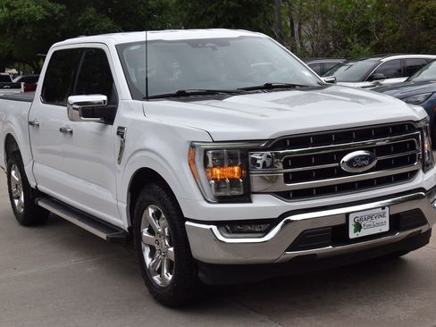 Used 2023 Ford F150 Lariat RWD image 4