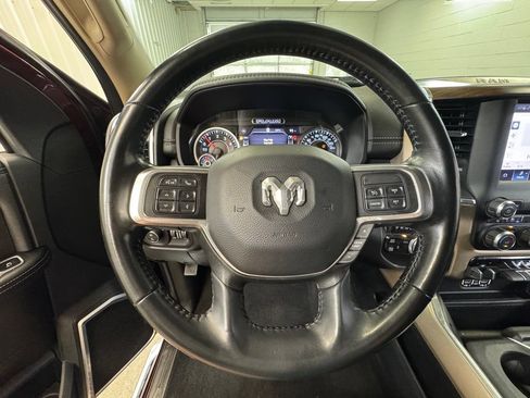 Used 2022 RAM 2500 Laramie AWD/4WD image 32