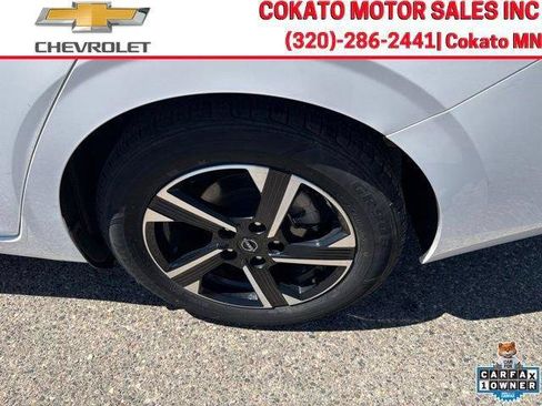 Used 2024 Nissan Sentra SV FWD image 8