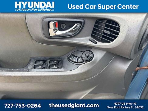Used 2004 Hyundai Santa Fe GLS image 8
