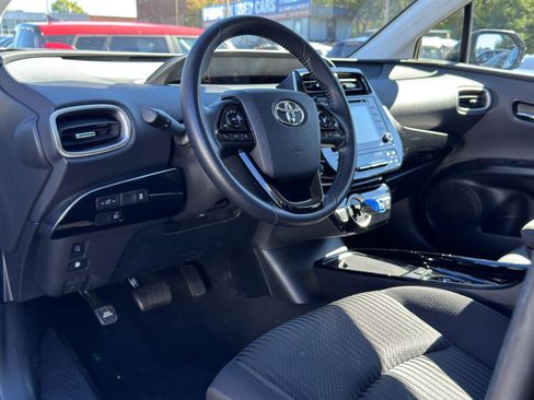 Used 2021 Toyota Prius Prime LE image 16