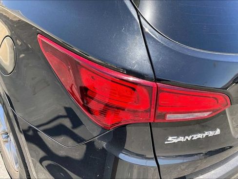 Used 2018 Hyundai Santa Fe Sport w/ 2.4L Value Package 02 FWD image 28