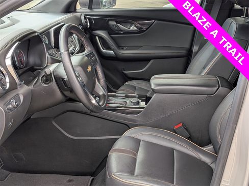 Used 2022 Chevrolet Blazer Premier image 18