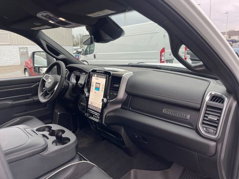 Used 2025 RAM 2500 Laramie image 17