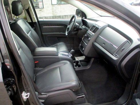 Used 2010 Dodge Journey R/T w/ Convenience Group II image 8