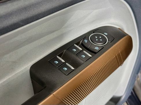 Used 2023 Ford Maverick Lariat w/ Lariat Luxury Package FWD image 22