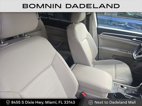 Used 2021 Volkswagen Atlas SEL R-Line image 18