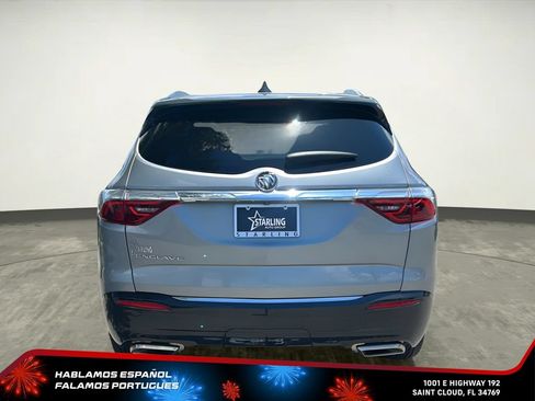 Used 2023 Buick Enclave Essence FWD image 5