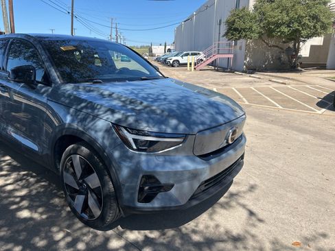 Used 2023 Volvo C40 P8 Recharge Ultimate image 8