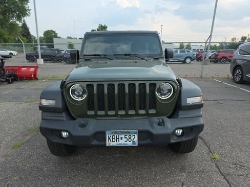 Used 2023 Jeep Wrangler Unlimited Sport AWD/4WD image 3