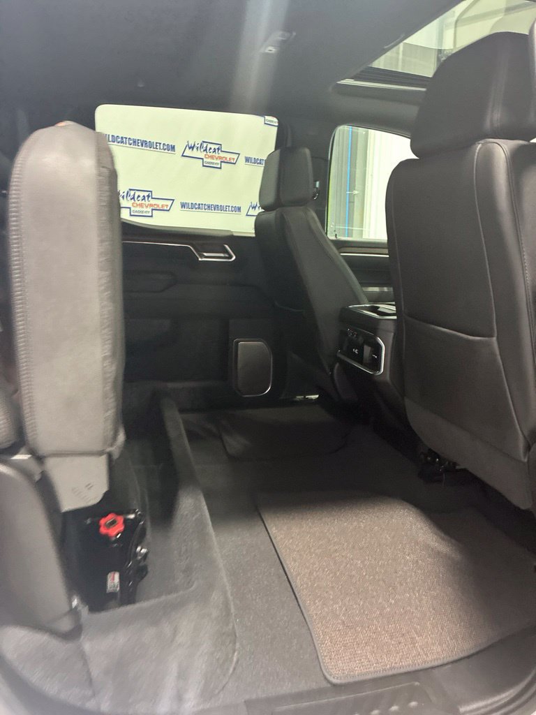 Used 2025 Chevrolet Silverado 1500 High Country w/ Technology Package AWD/4WD image 47