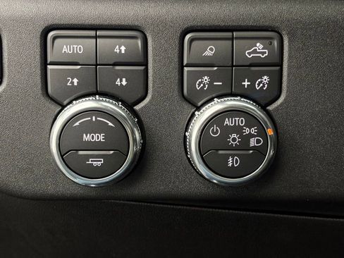 New 2026 GMC Sierra 1500 SLT w/ SLT Premium Plus Package image 23