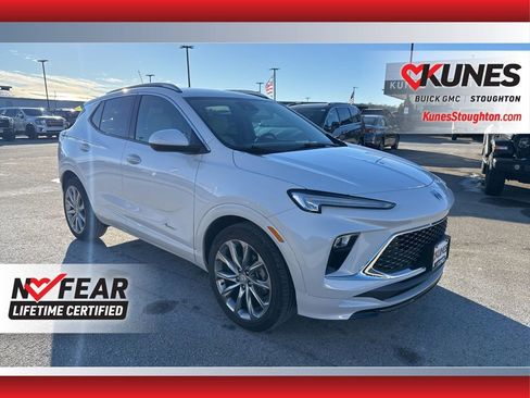 Used 2024 Buick Encore GX Avenir w/ Avenir Convenience Package image 4