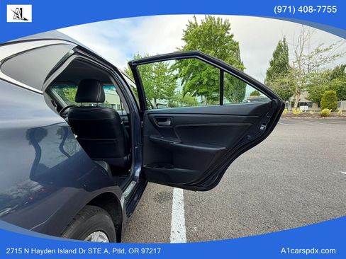 Used 2017 Toyota Camry XLE FWD image 15