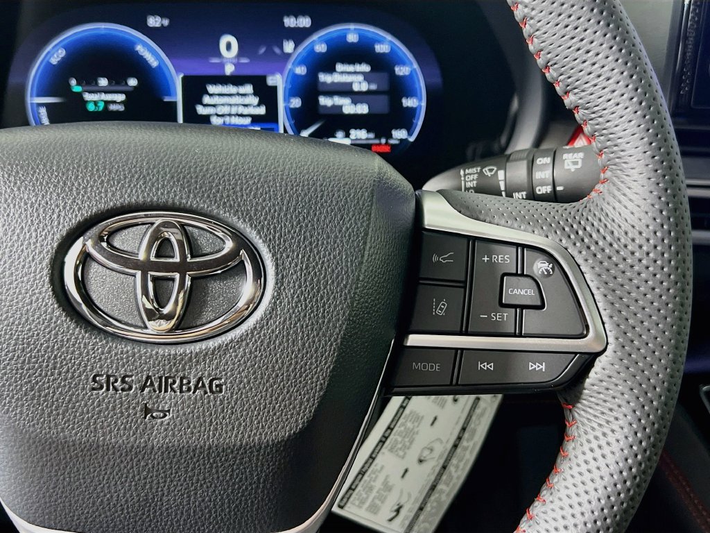 New 2026 Toyota Sienna XSE FWD image 19