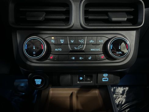 Used 2023 Ford Maverick Lariat w/ Lariat Luxury Package image 21