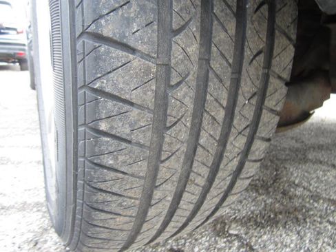 Used 2009 Saturn Vue XR w/ Convenience Package image 10