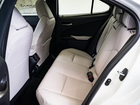 New 2025 Lexus UX 300h AWD image 34