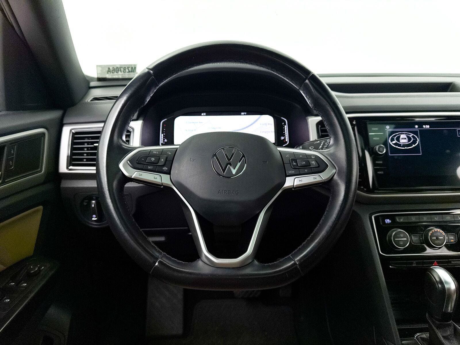 Used 2020 Volkswagen Atlas Cross Sport SEL FWD image 31