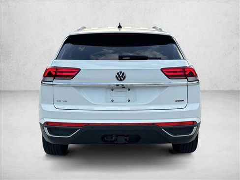 Used 2022 Volkswagen Atlas Cross Sport SE w/ Black Wheel Package image 6