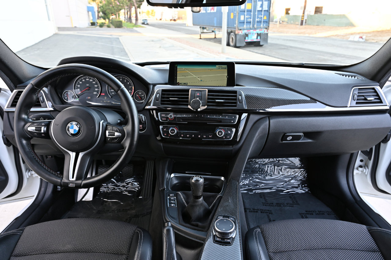 Used 2016 BMW M3 RWD image 15