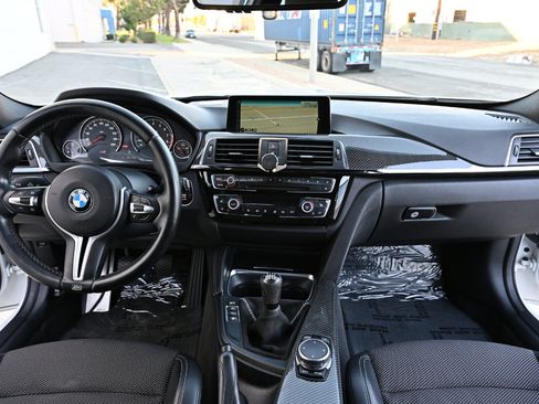 Used 2016 BMW M3 RWD image 15