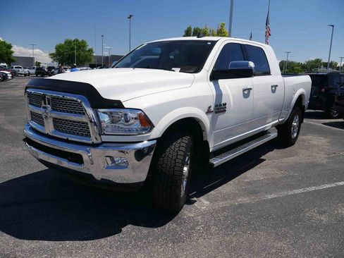 Used 2017 RAM 2500 Laramie w/ Convenience Group AWD/4WD image 3