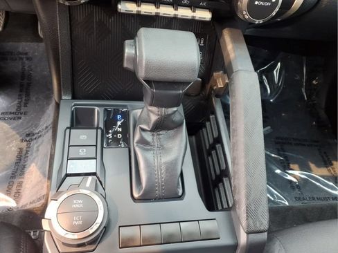 Used 2026 Toyota Tacoma SR5 AWD/4WD image 24