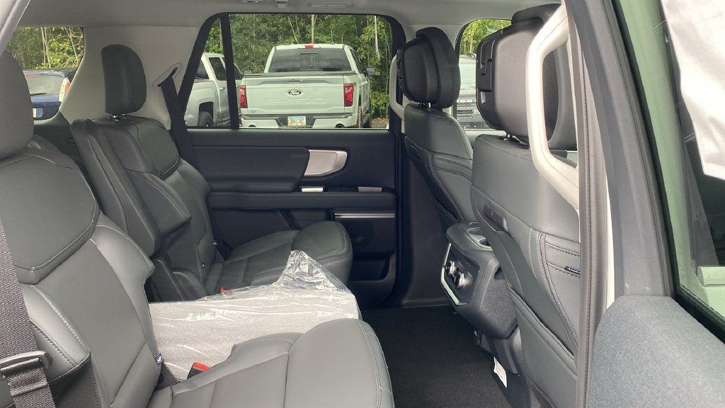 New 2027 Ford Expedition Active AWD/4WD image 13