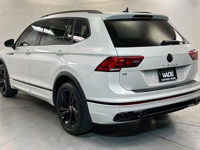Used 2024 Volkswagen Tiguan SE R-Line