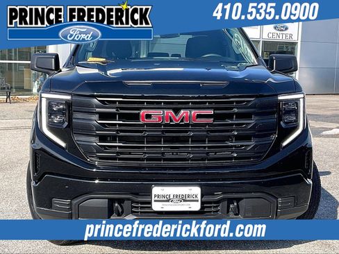 Used 2024 GMC Sierra 1500 Pro w/ Graphite Edition image 2