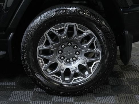 Used 2025 GMC Hummer EV 3X w/ LPO, Sport Package image 57