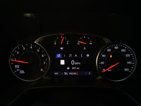 Used 2020 Chevrolet Blazer LT w/ Sound & Technology Package image 2