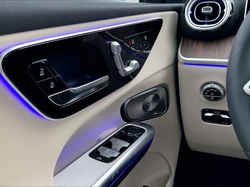 Certified 2026 Mercedes-Benz GLC 300 4MATIC image 24