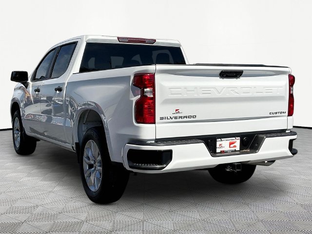 Used 2026 Chevrolet Silverado 1500 Custom RWD image 5