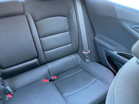 Used 2024 Chevrolet Malibu LT image 37