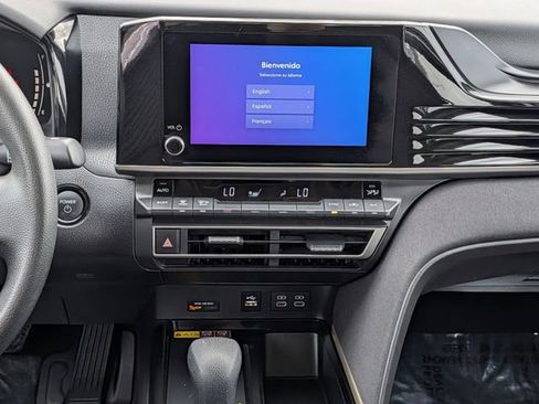 Used 2025 Toyota Camry LE image 15