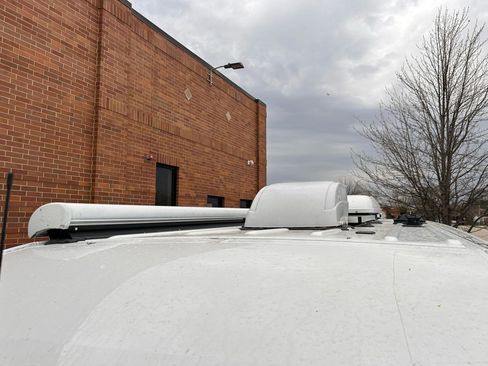 Used 2020 Mercedes-Benz Sprinter 3500 w/ Windows All Around Package image 16