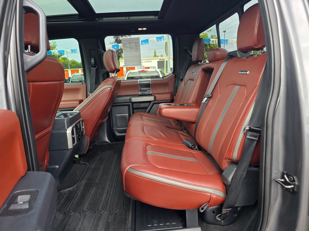 Used 2022 Ford F350 Platinum AWD/4WD image 6