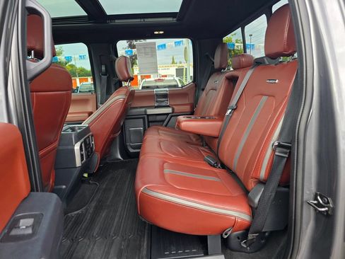 Used 2022 Ford F350 Platinum AWD/4WD image 6