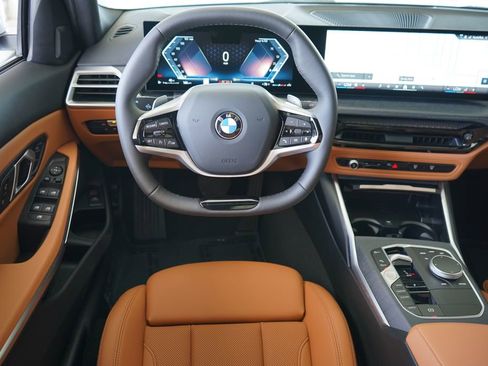 Used 2025 BMW 330i xDrive Sedan AWD/4WD image 15