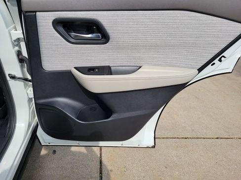 Certified 2023 Nissan Rogue SV AWD/4WD image 47