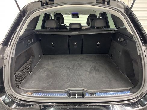 Used 2024 Mercedes-Benz GLC 300 image 18